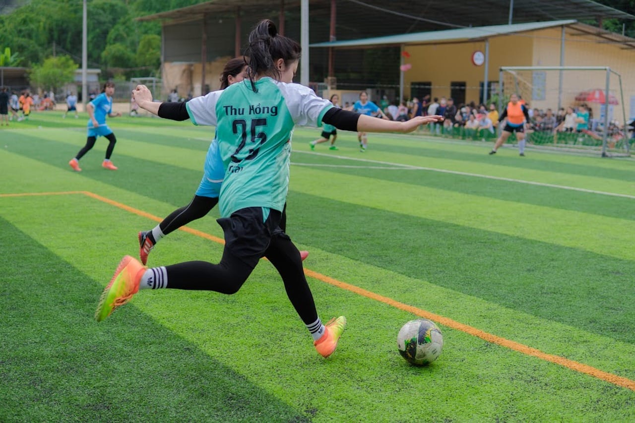 Hana Sato's second goal, a left-footed shot from the edge of the box.